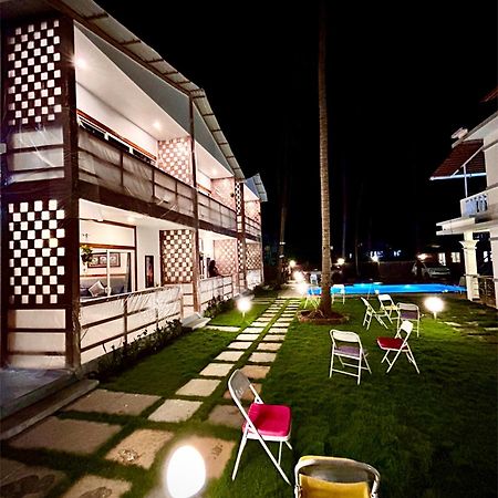 White Turtle Hotel Морджим Екстериор снимка