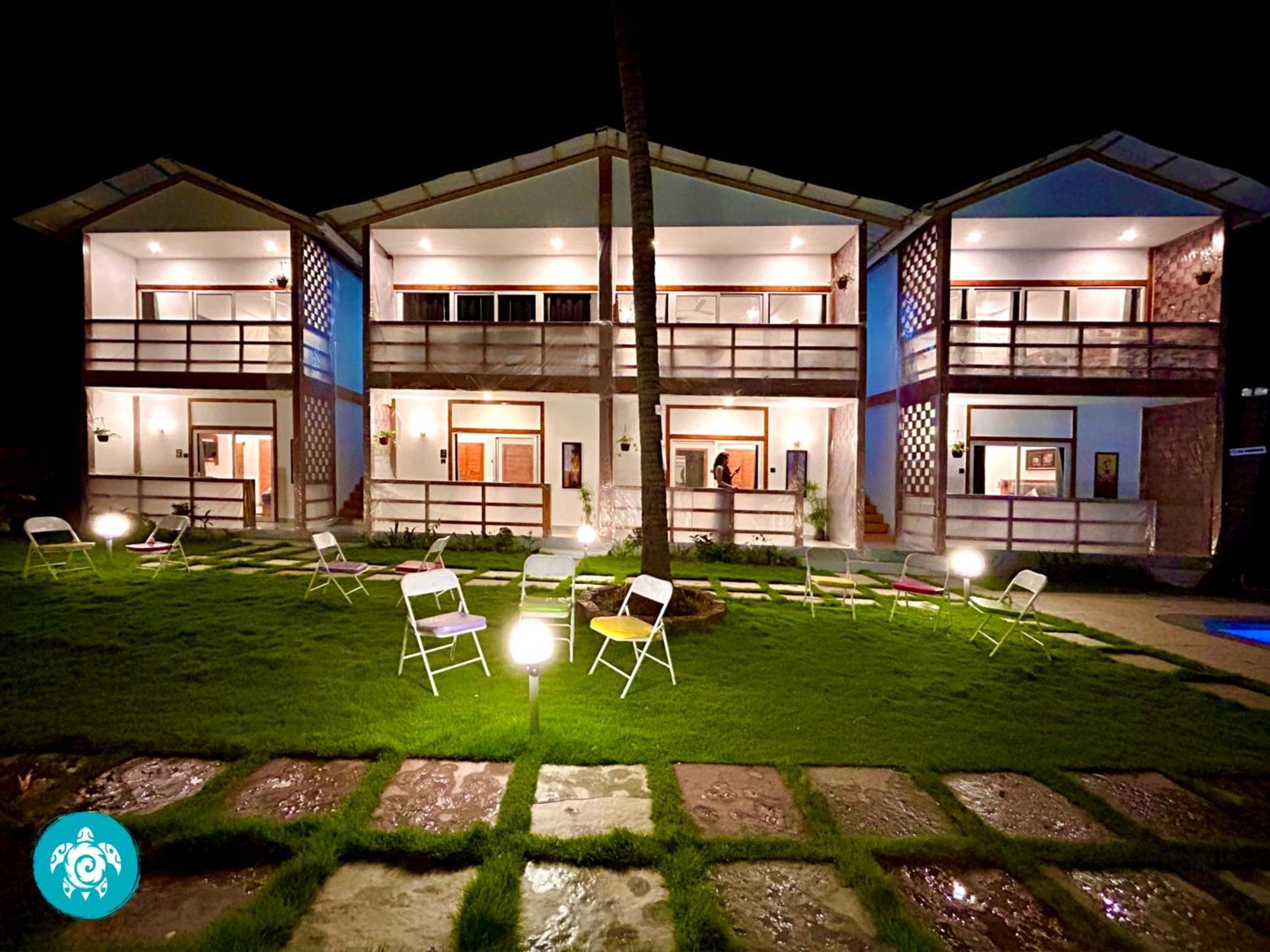 White Turtle Hotel Морджим Екстериор снимка