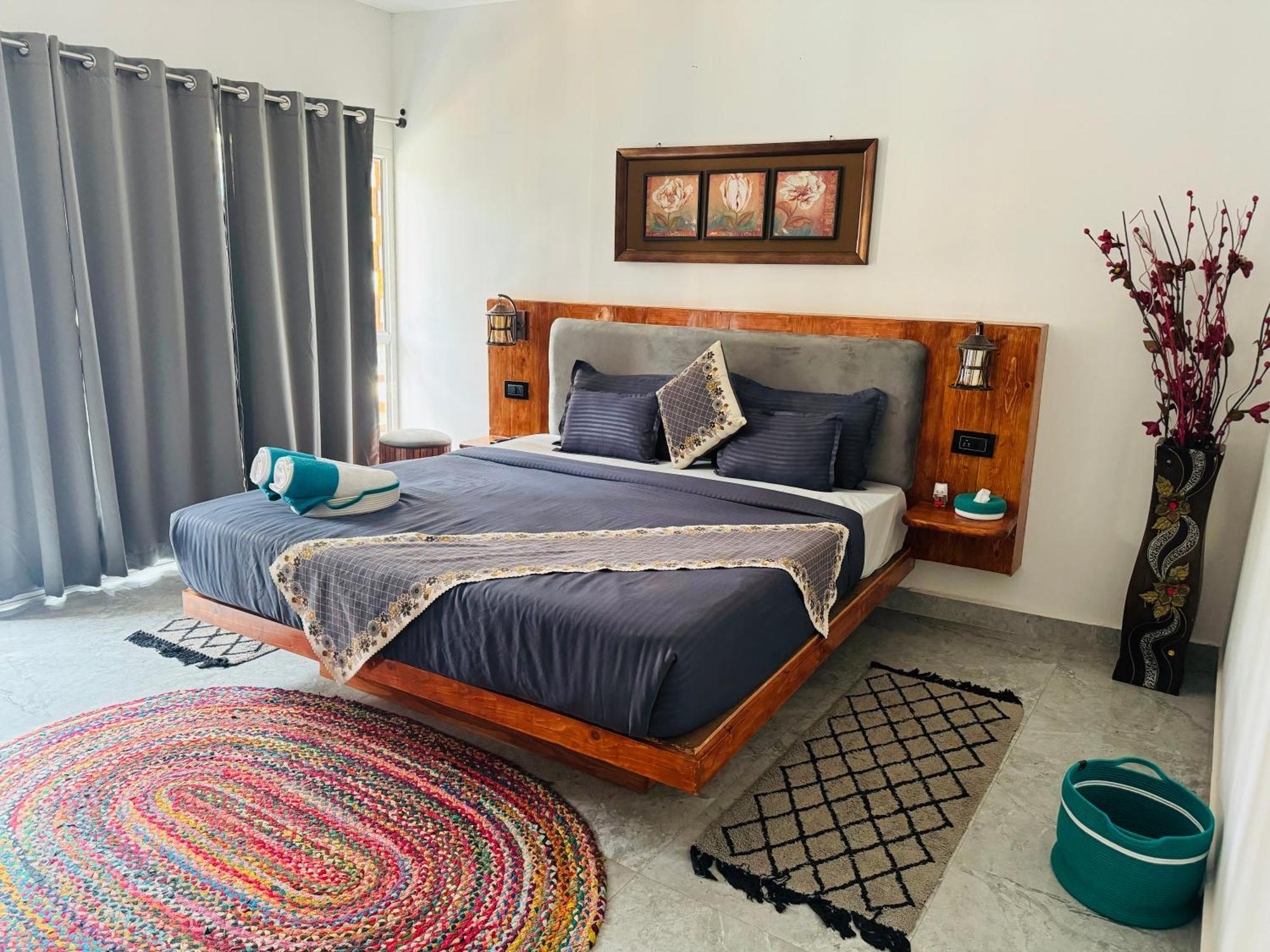 White Turtle Hotel Морджим Екстериор снимка