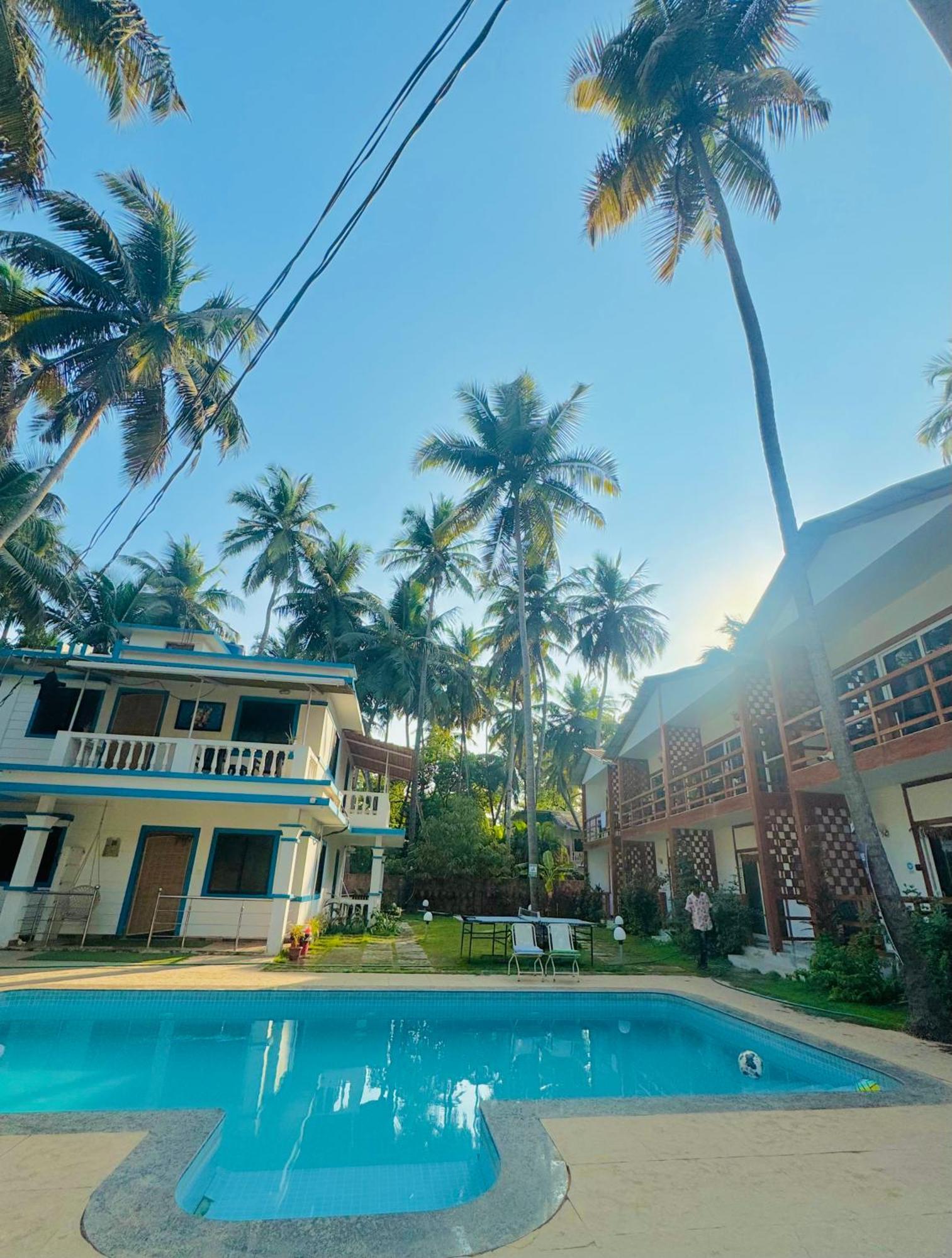 White Turtle Hotel Морджим Екстериор снимка